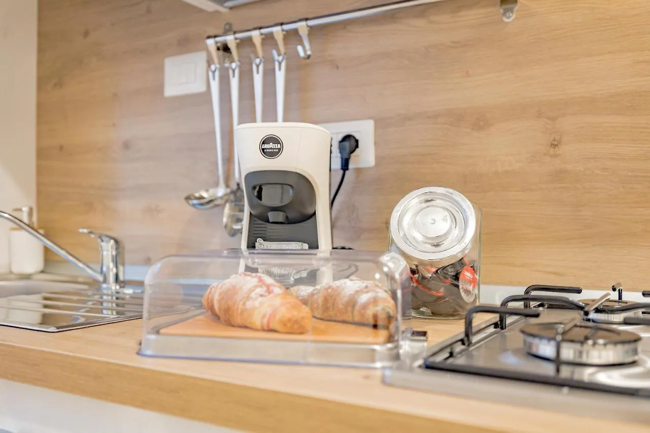 Apartment Appartamento Con Due Camere - Free Parking Milan