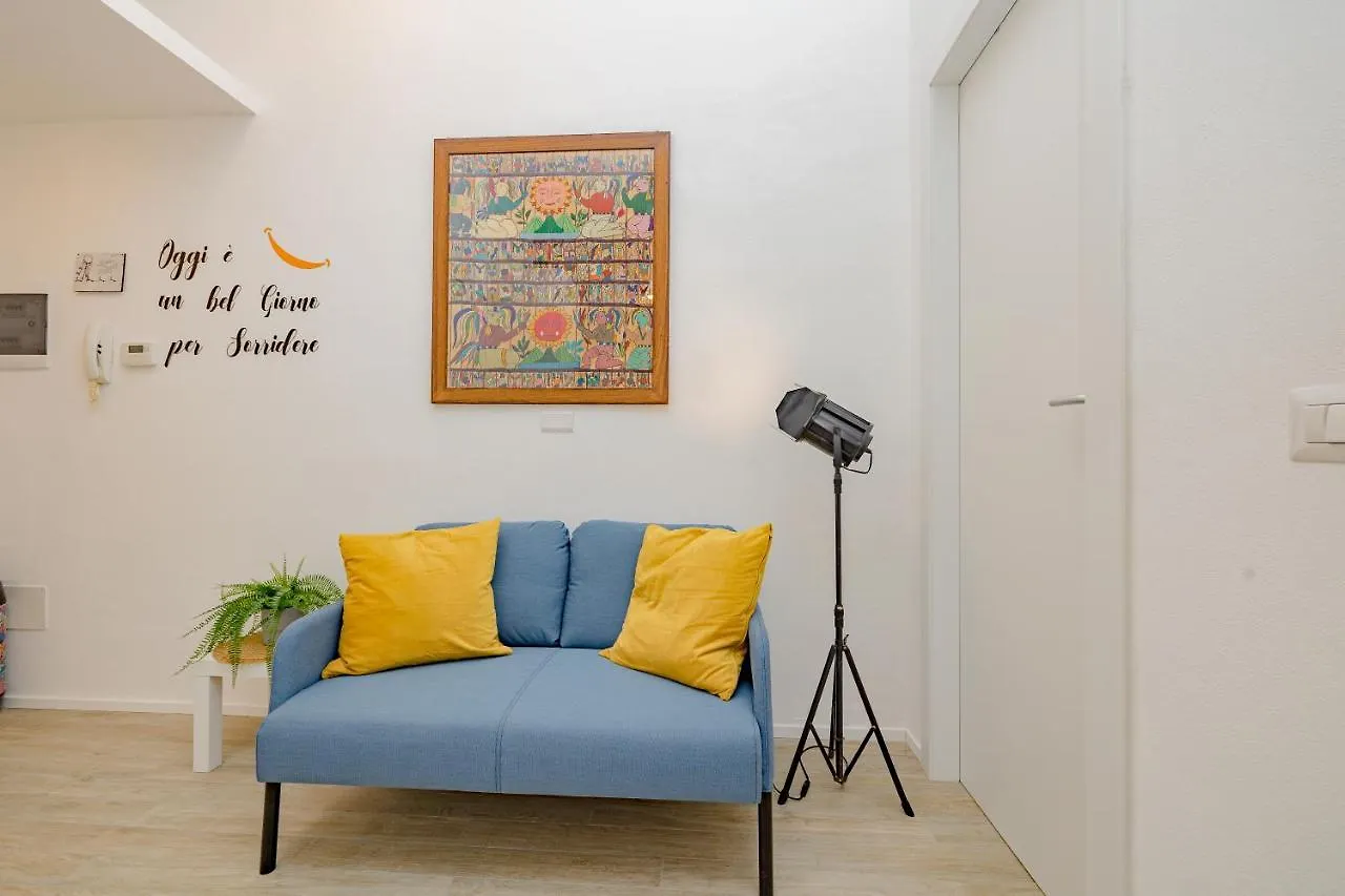 Appartamento Con Due Camere - Free Parking Milan